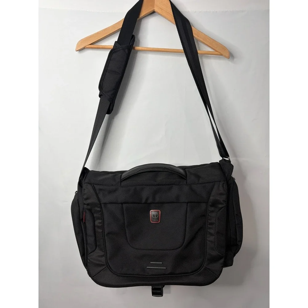 Tumi T-Tech Black Ballistic Nylon Laptop Computer Messenger Bag Crossbody Strap